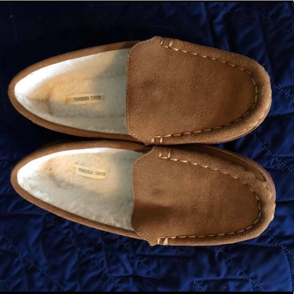 Boys size 3 (big kids) slippers